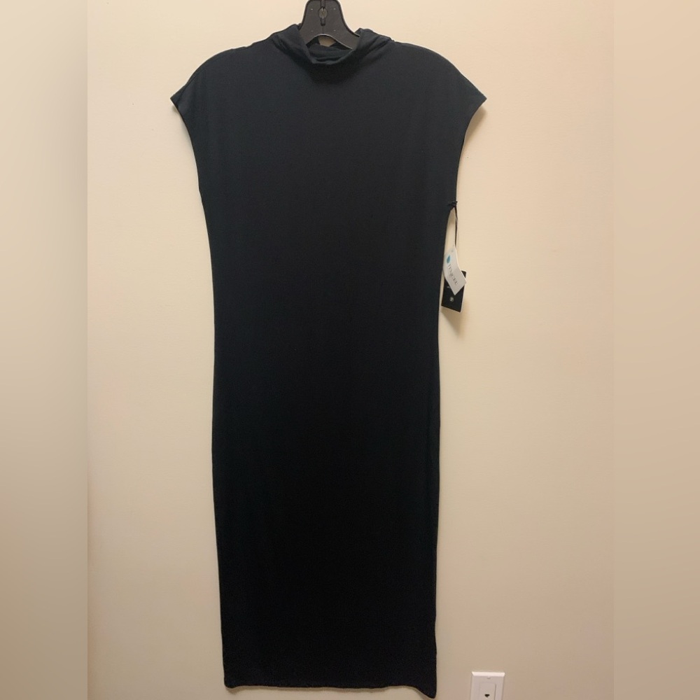NWT PAPER LABEL Mock Neck Elegant Black Sleeveless Dress
